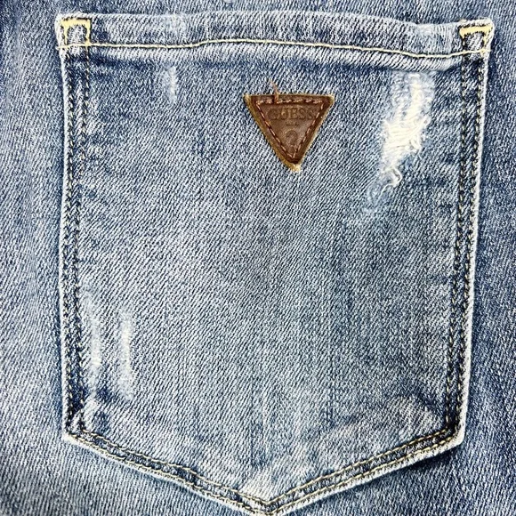 GUESS Embroidered Floral Distressed Hugh Rise Skinny Jeans Sz 26 - Picture 6 of 10